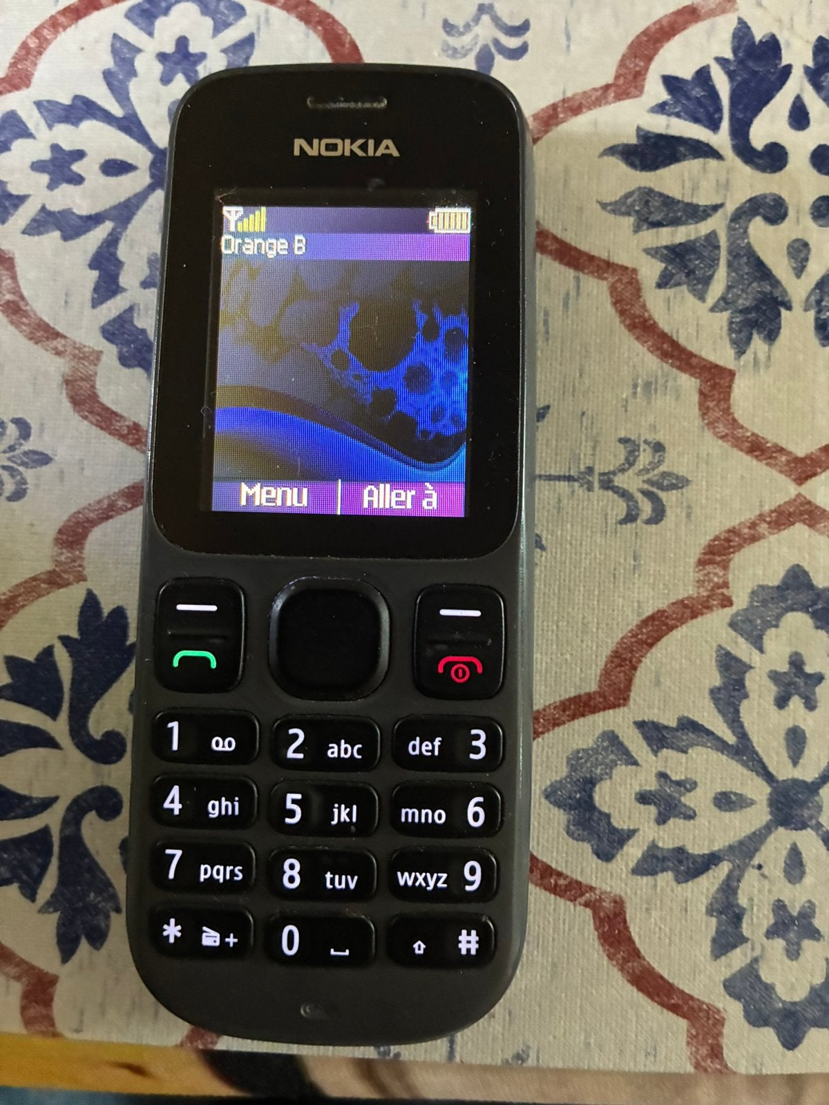 NOKIA 100 PHANTOM 2011 IMPECCABLE, Télécoms, Enlèvement, Comme neuf