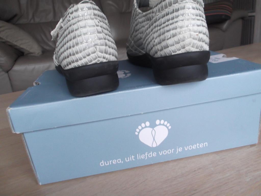 nieuwe comfortschoen DUREA maat 38,5 nieuwprijs was 170 euro, Vêtements | Femmes, Chaussures, Enlèvement
