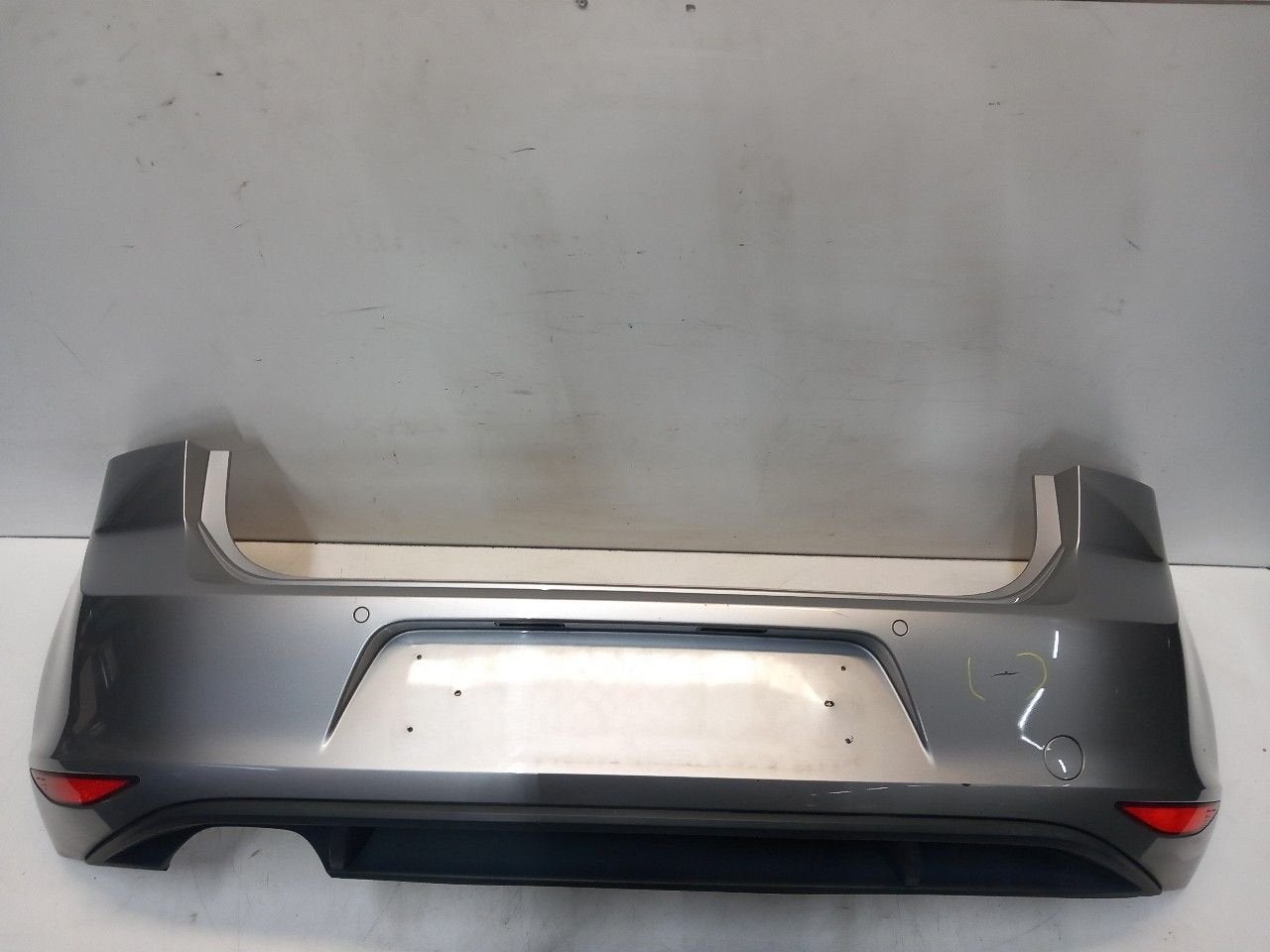 Bumper achter Volkswagen Golf, Auto-onderdelen, Onderdelen@venauto.nl, Van der Ven Autorecycling B.V., Gebruikt, Ettenseweg 76, 4706 PB Roosendaal, The Netherlands