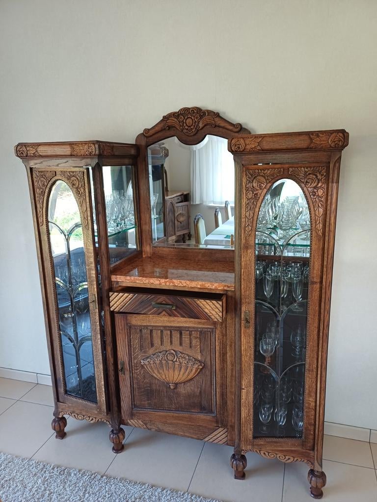 Armoire ancienne avec portes vitrées, Enlèvement