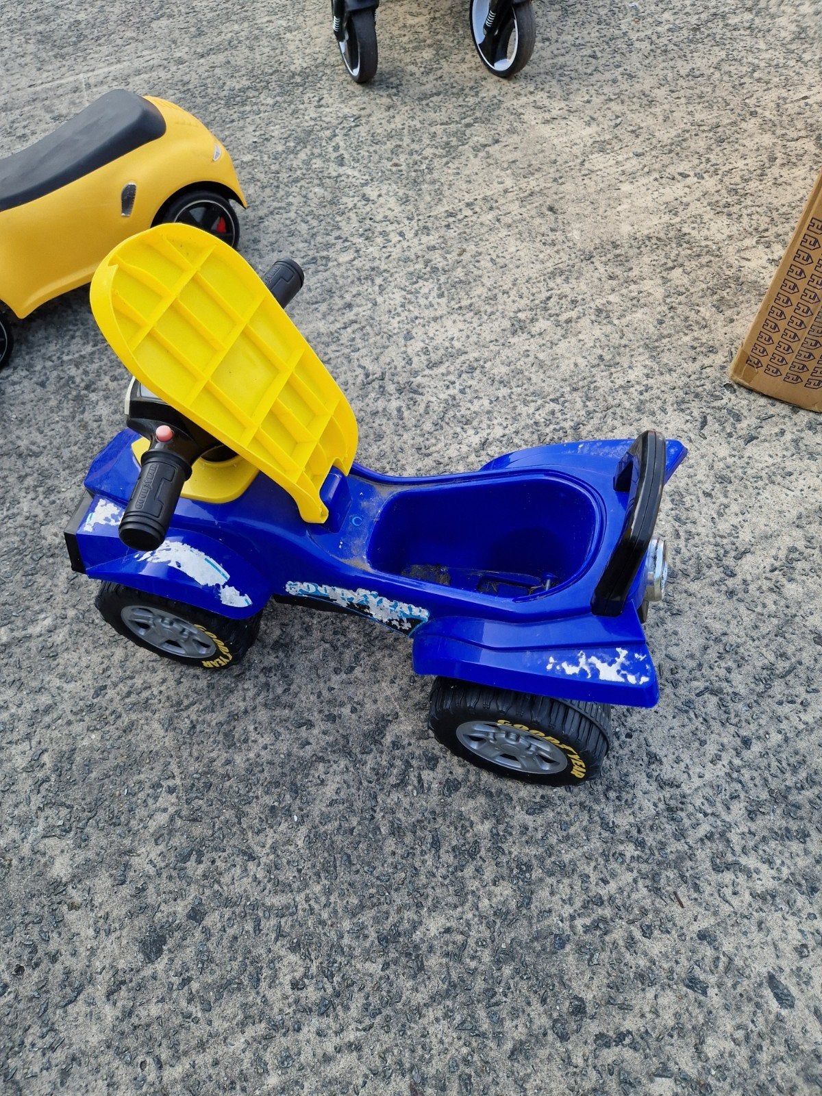 quad à pied, Utilisé