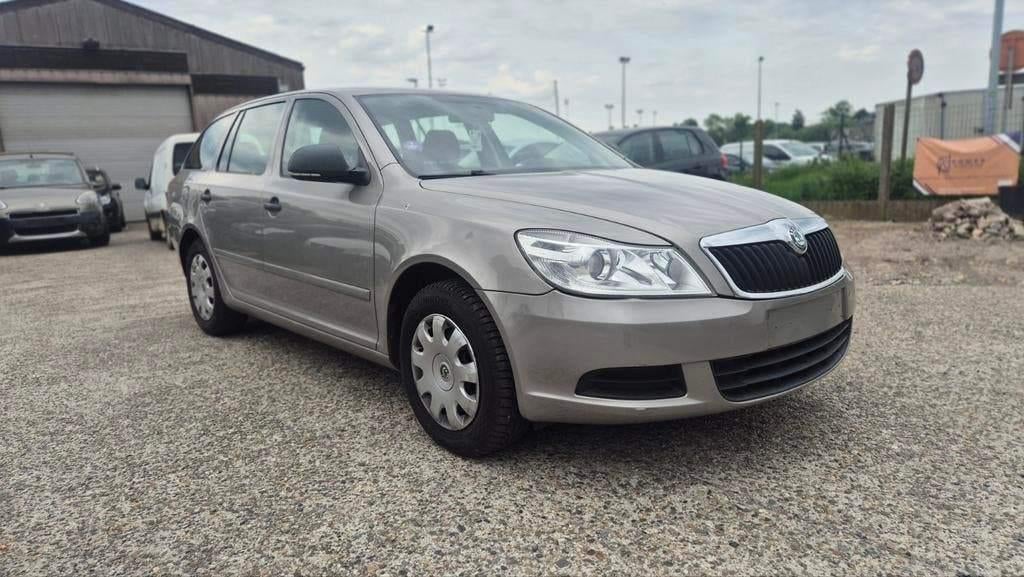 Skoda Octavia benzine/0470505042, Auto's, Euro 5, Bedrijf, Octavia, Te koop