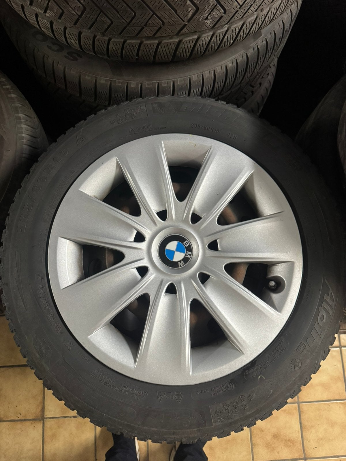 4 JANTES BMW 16” + PNEUS HIVER MICHELIN – SÉRIE 2 F45 /F46, Pneus hiver, 16 pouces, Pneu(s), Enlèvement