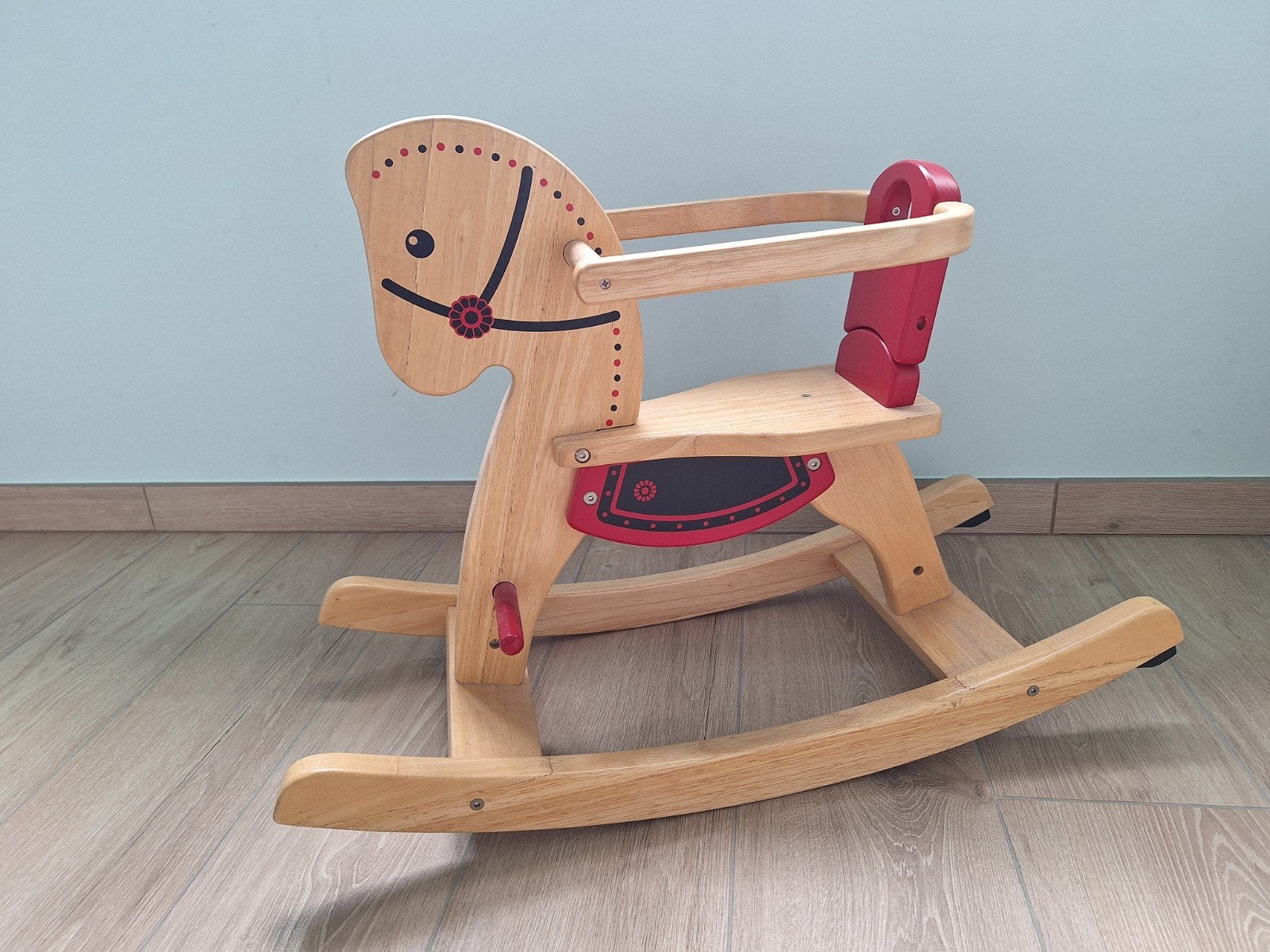 houten schommelpaard (merk pintoy), Ophalen, Gebruikt