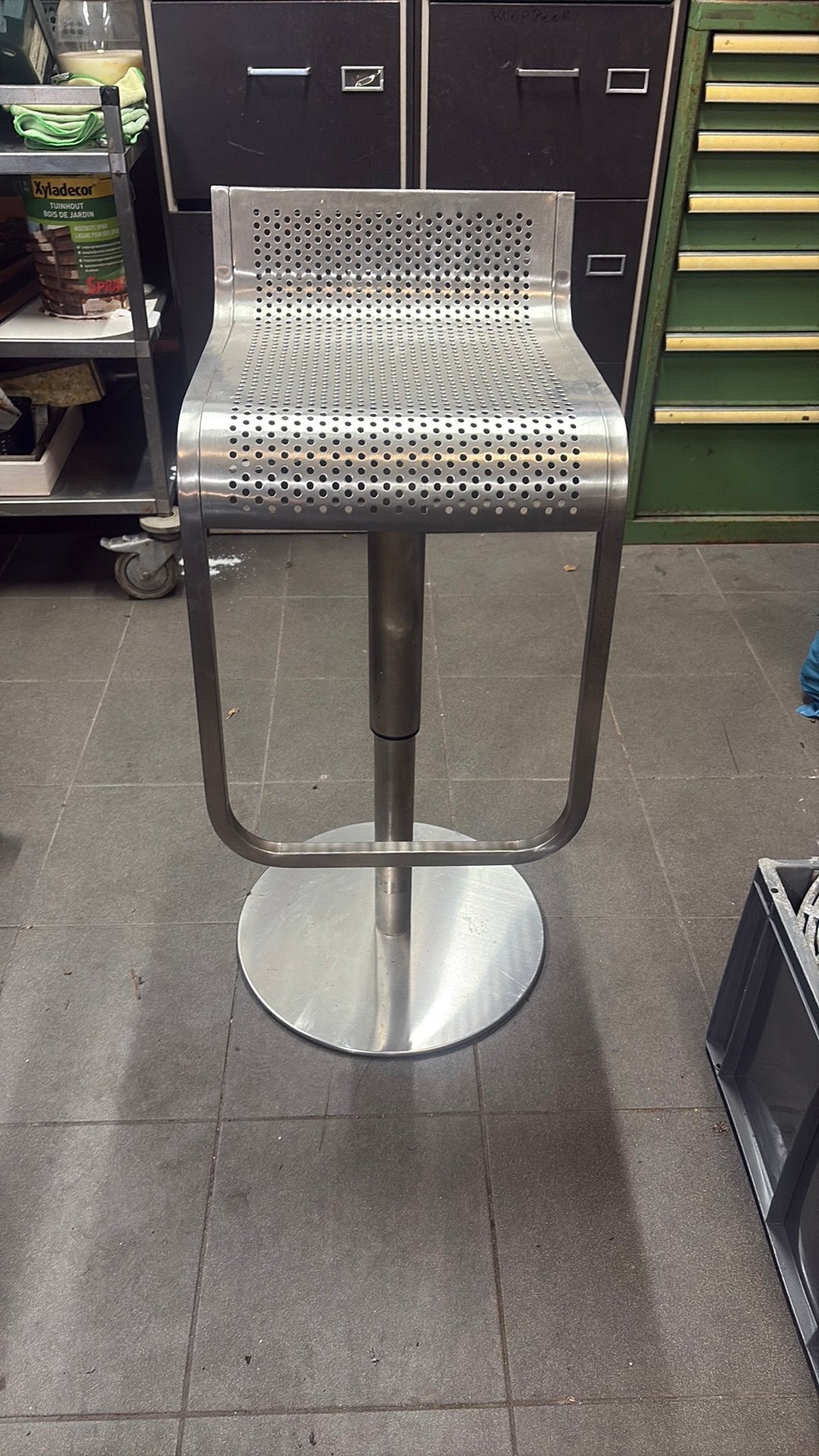 2 inox bar stoeltjes verstelbaar in de hoogte, 2 tabourets, Enlèvement, Utilisé, Avec repose-pieds