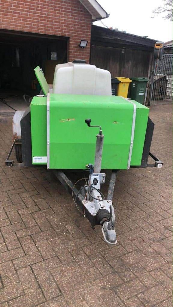 Remorque karcher, Enlèvement, Comme neuf, Essence, Avec pression d'eau réglable