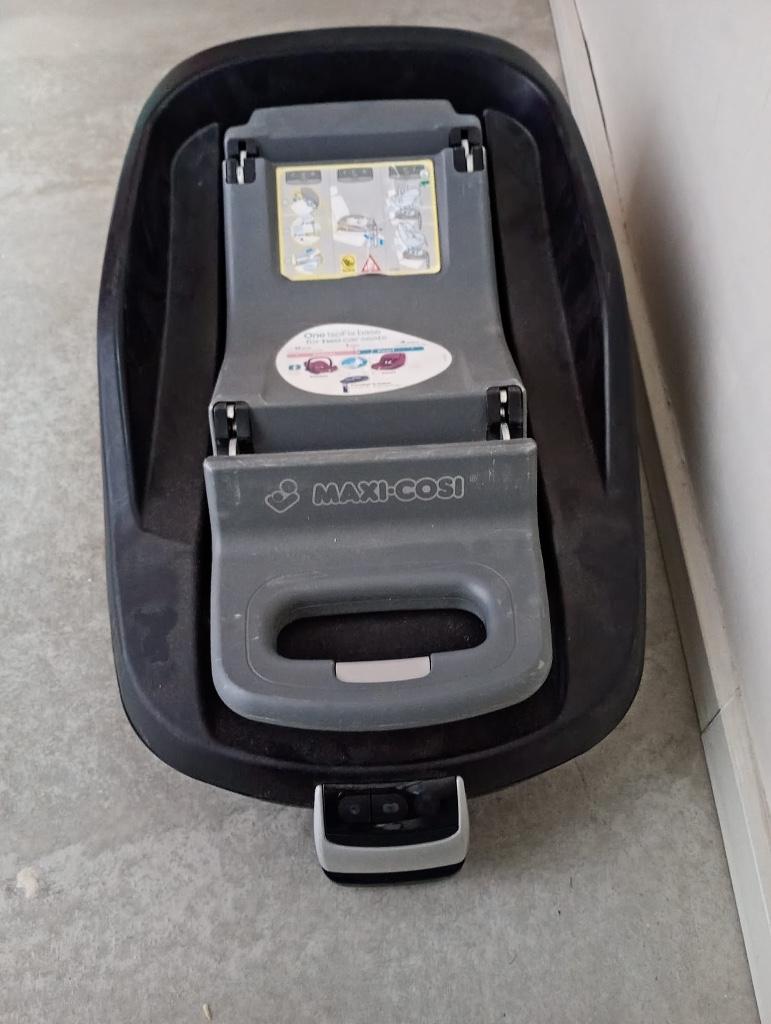 maxi cosi easyfix onderstel, Kinderen en Baby's, Autostoeltjes, Ophalen, Gebruikt, Maxi-Cosi, Isofix