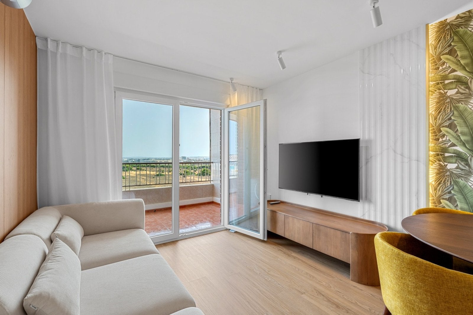 Gerenoveerd appartement in punta prima -, Immo
