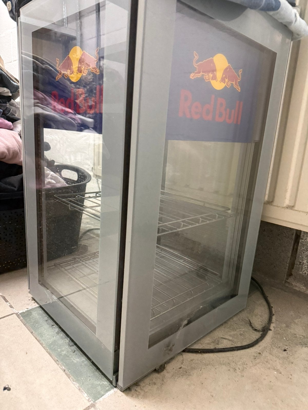 Redbull koeling, Ophalen, Zo goed als nieuw