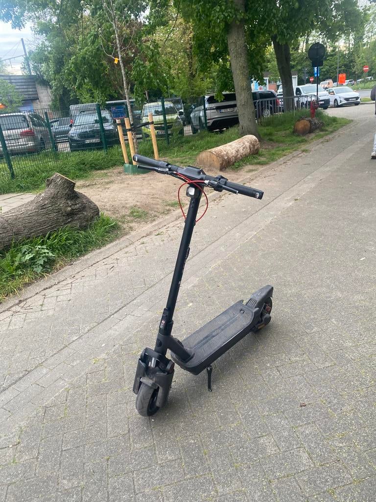 Ninebot max g3, Fietsen en Brommers, Steps, Zo goed als nieuw, Ophalen