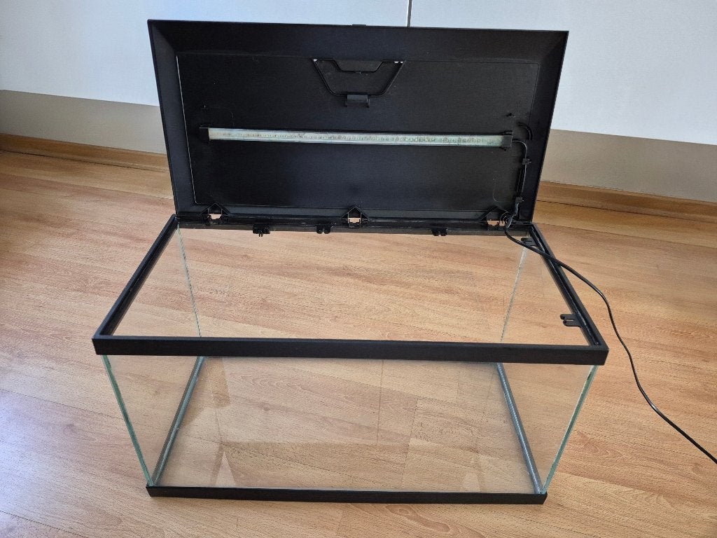 Aquarium met toebehoren, Ophalen, Inclusief toebehoren, Gebruikt, Leeg aquarium
