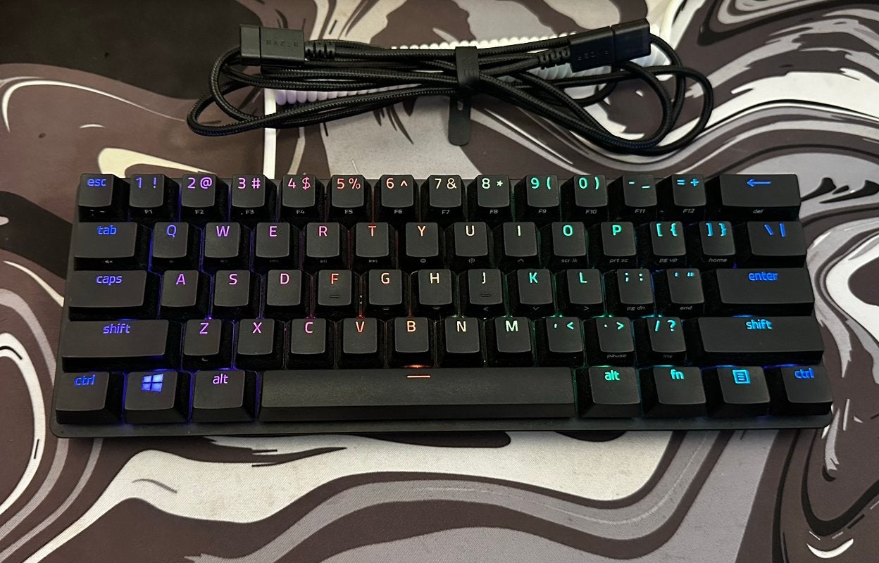 Razer Huntsman Mini 60 % - Interrupteurs violets - QWERTY, Informatique & Logiciels, Claviers, Comme neuf, Razer, Qwerty, Filaire