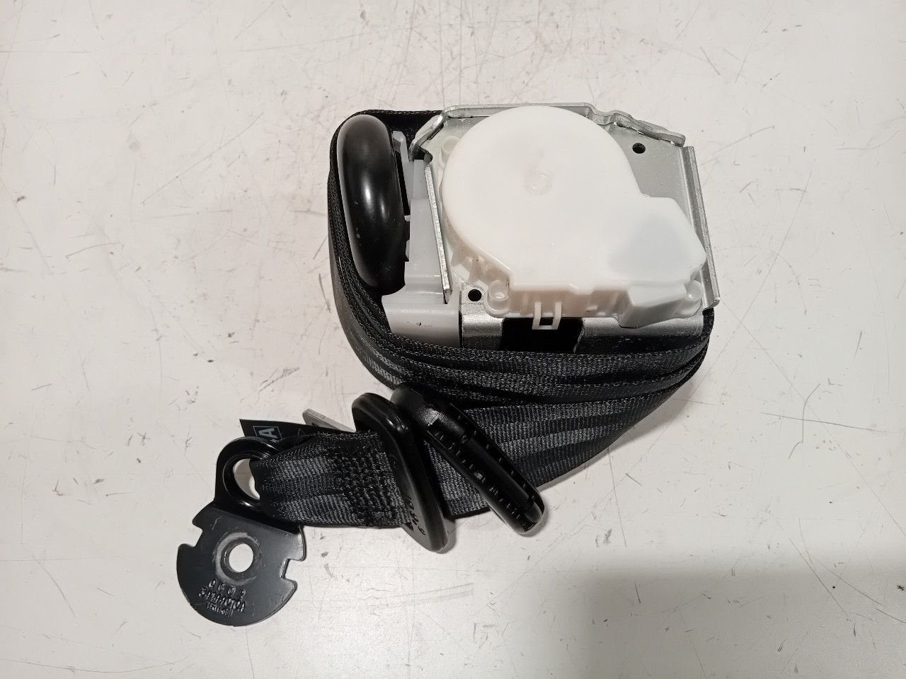 Veiligheidsgordel rechts voor Opel Vivaro, Onderdelen@venauto.nl, Van der Ven Autorecycling B.V., Gebruikt, Ettenseweg 76, 4706 PB Roosendaal, The Netherlands
