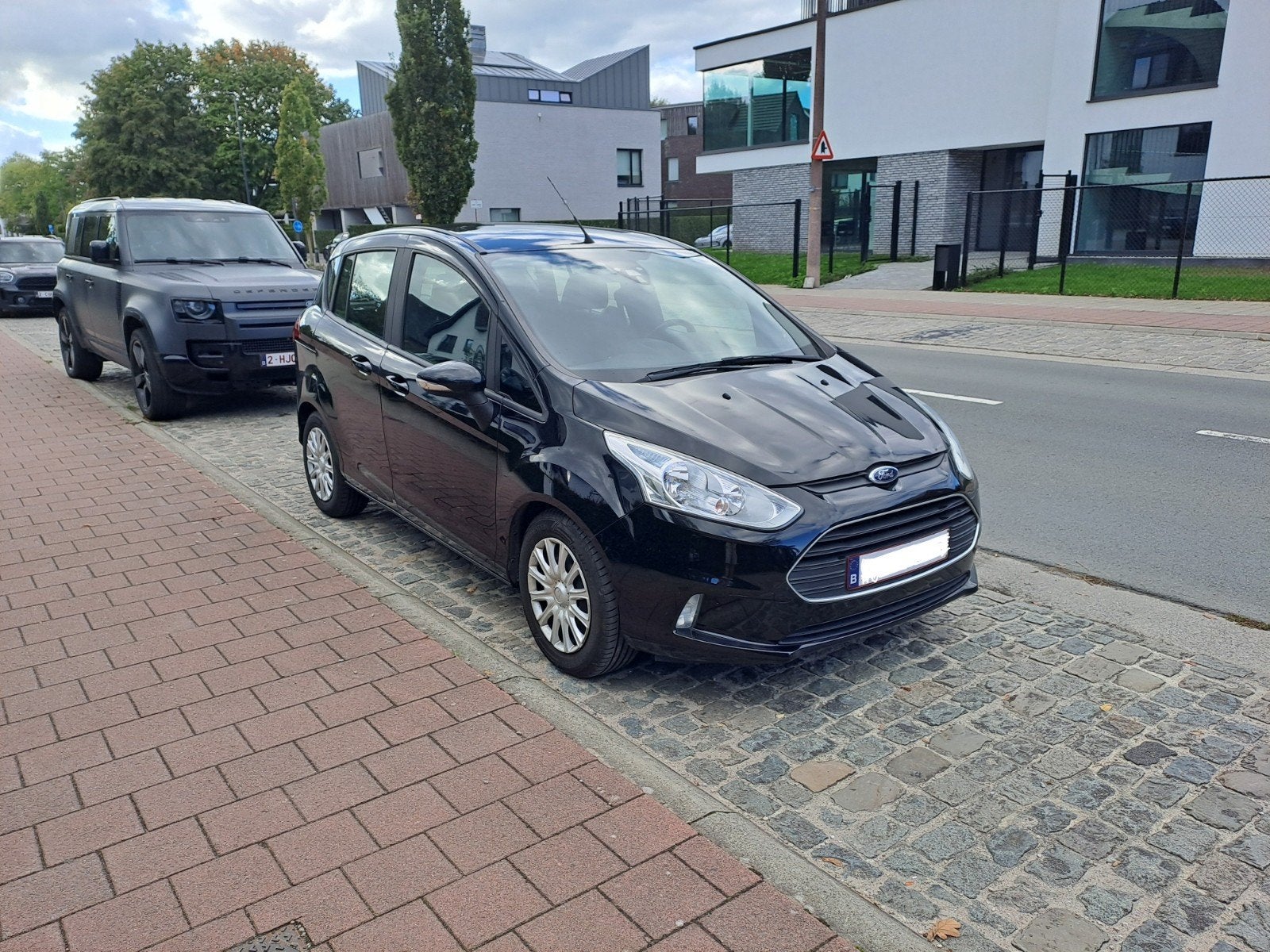 Ford B-Max 1.0 EcoBoost 125PK (91kW), Auto's, Voorwielaandrijving, B-Max, Zwart, Handgeschakeld
