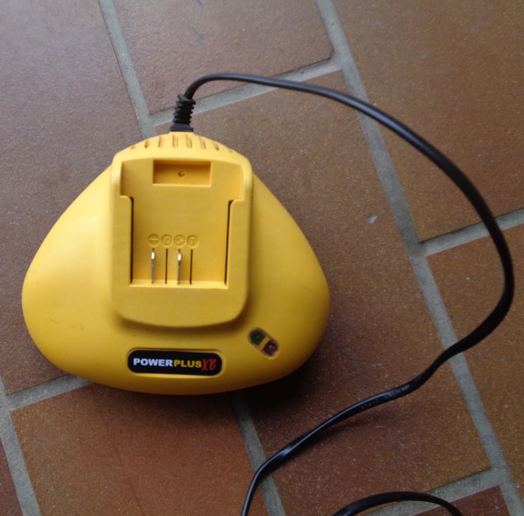 Power plus oplader, Enlèvement ou Envoi, Utilisé