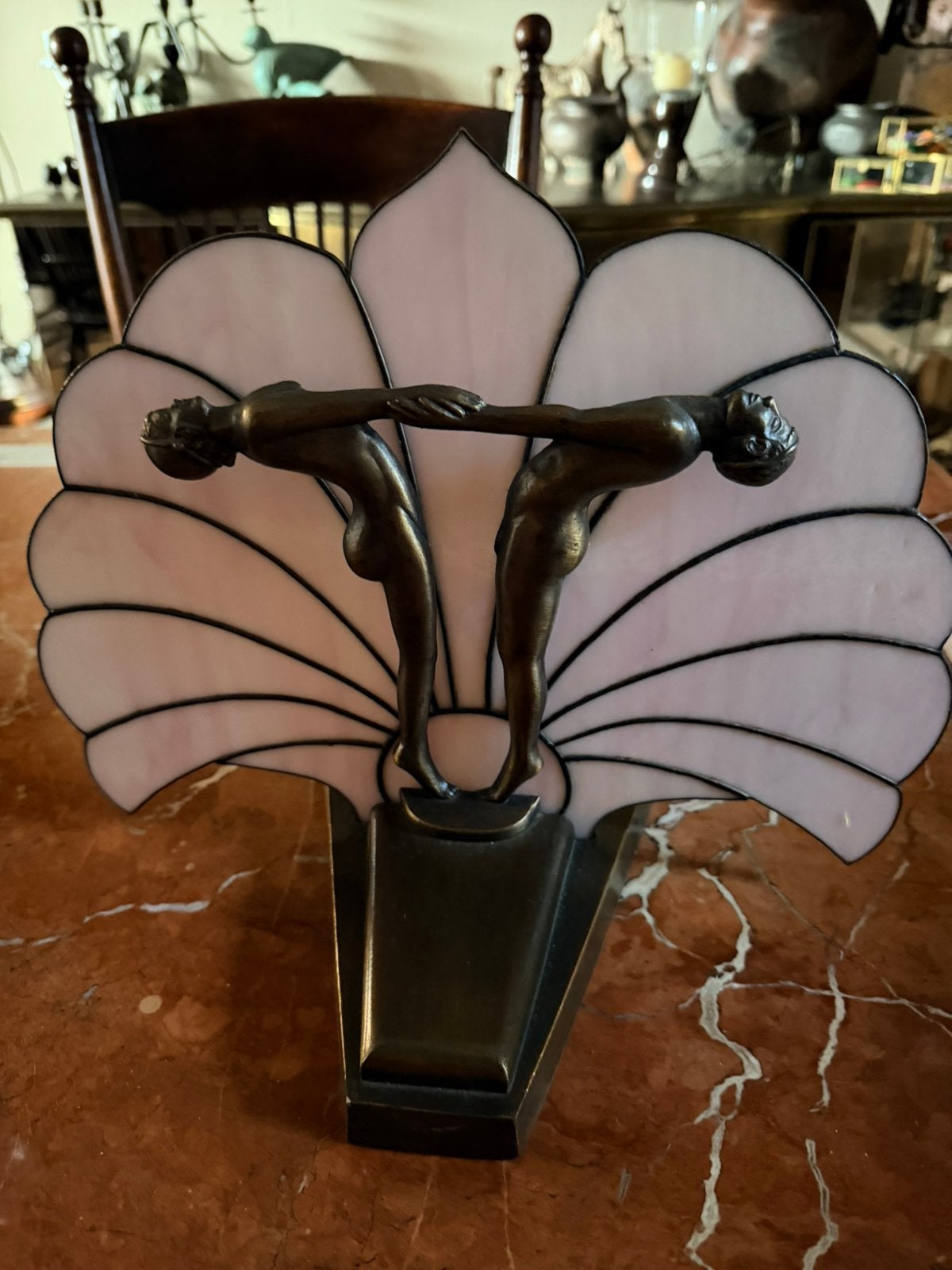 Cet objet est une lampe de table de style Art Déco .vintage, Antiquités & Art, Enlèvement ou Envoi