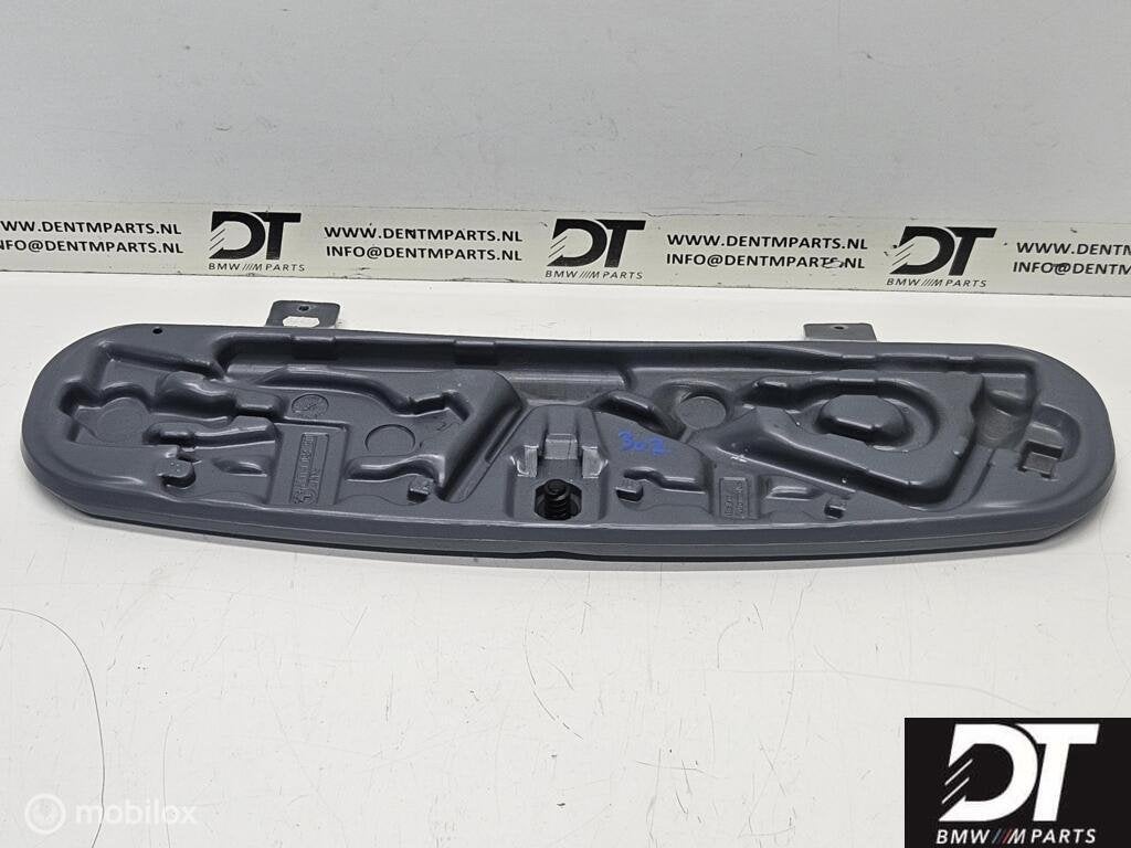 Gereedschapset houder BMW 3-serie E46 71111094903, Enlèvement ou Envoi, Utilisé, BMW, BMW