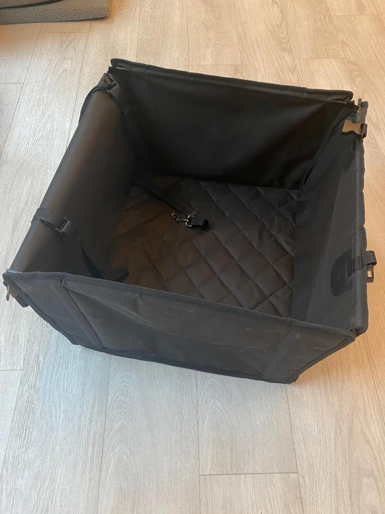 Siège auto pour chien, Enlèvement, Comme neuf
