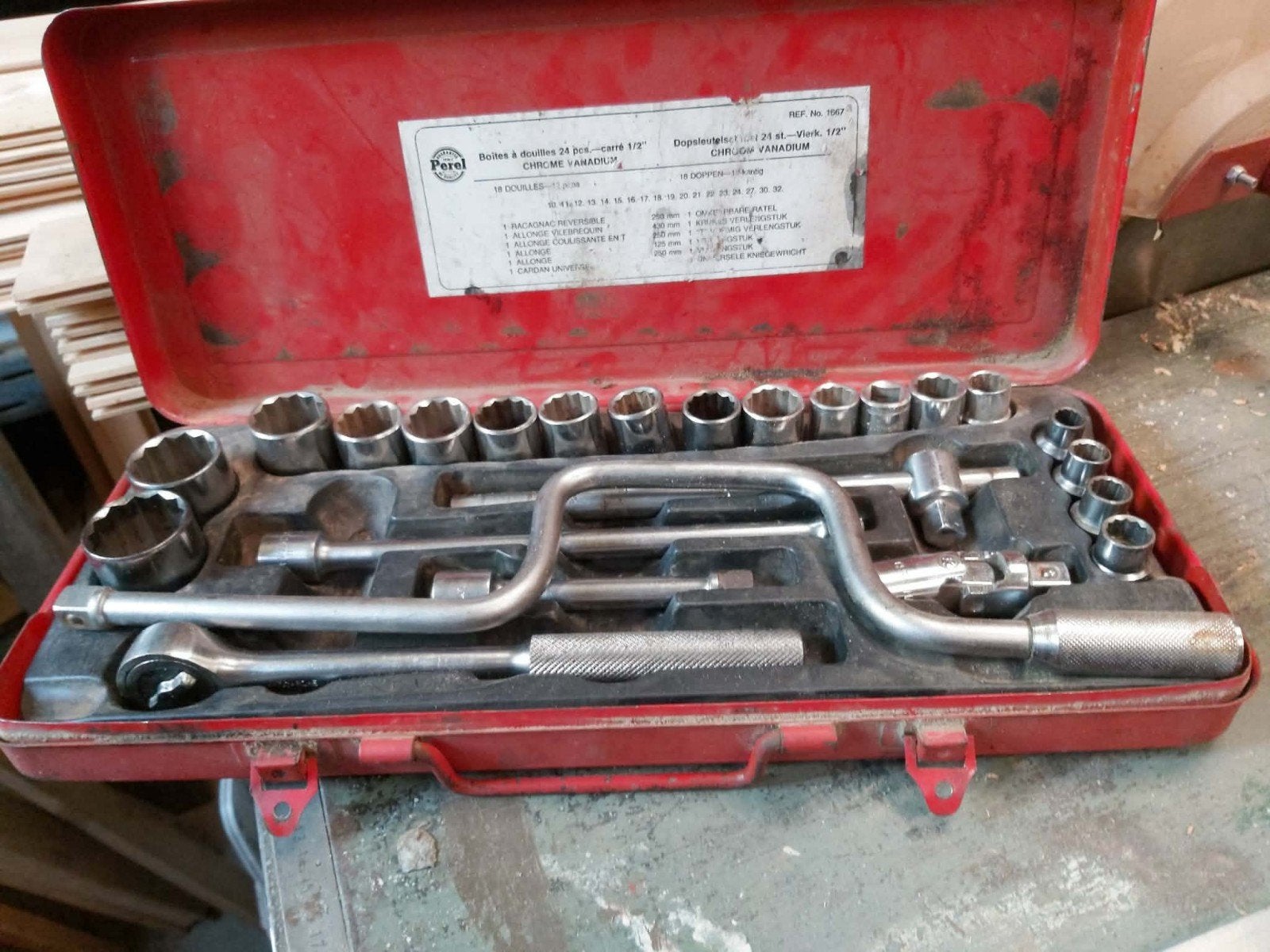 coffret a douille peu utiliser, Ophalen