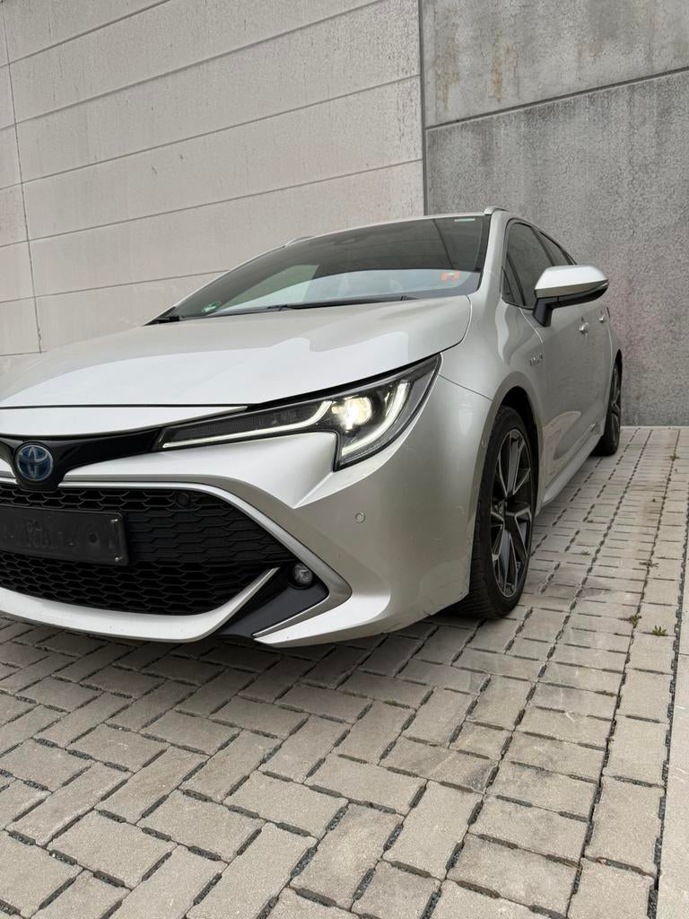 Corolla Touring Sport 2.0 Hybrid e-CVT Premium Plus 184PK, Automaat, Corolla, Break, 5 deurs