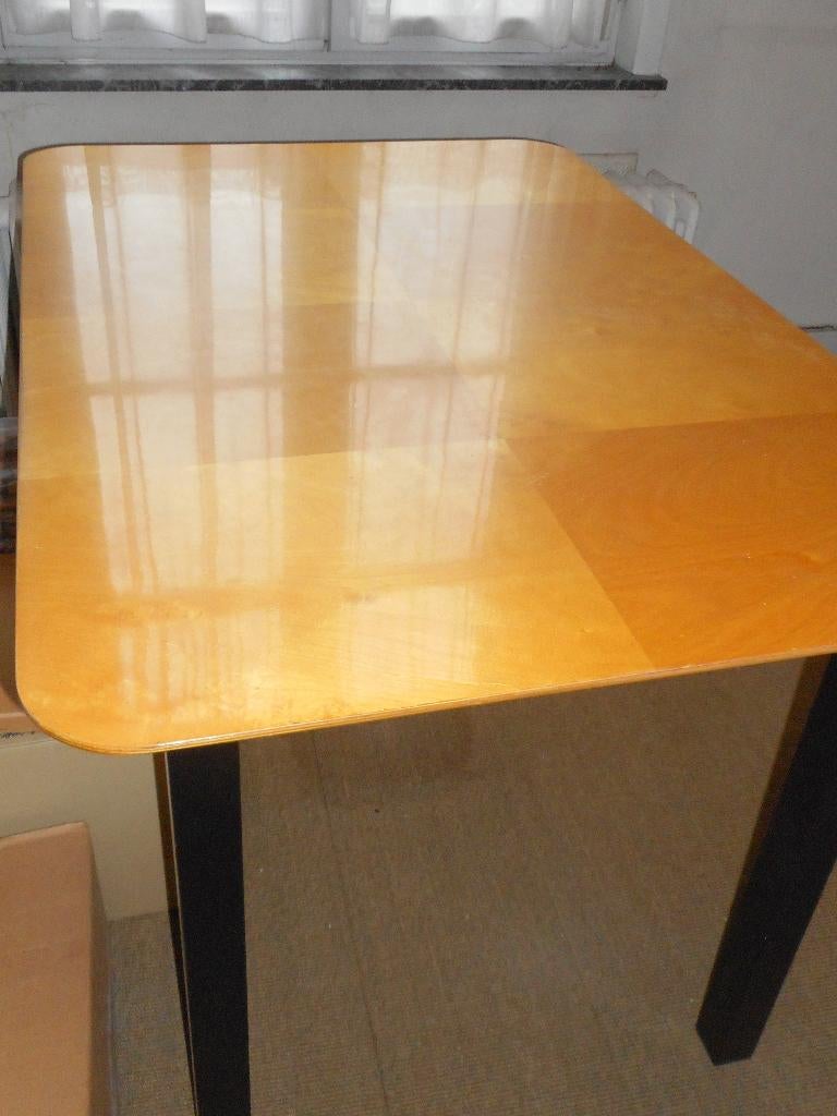Table scandinave vintage en bois clair, Maison & Meubles, Tables | Tables de salon, Métal, 100 à 150 cm, Scandinave vintage, Enlèvement