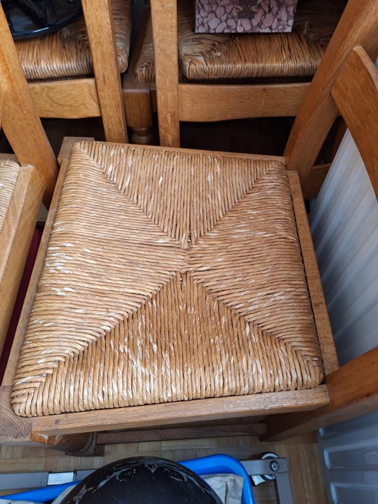 Oude landelijke massief eiken eetkamer met rieten stoelen, Ophalen, Gebruikt, Landelijk