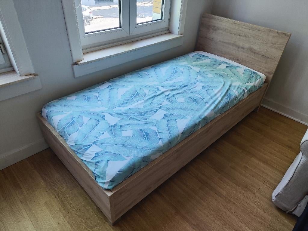 Eenpersoonsbed / Single bed, Enlèvement