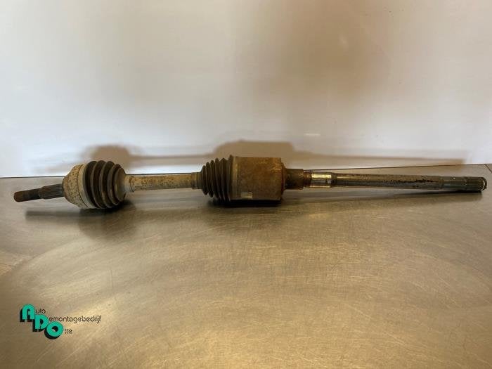 Arbre de transmission avant droit d'un Jeep Cherokee (Cherok, Jeep, -, 3 mois de garantie, Utilisé
