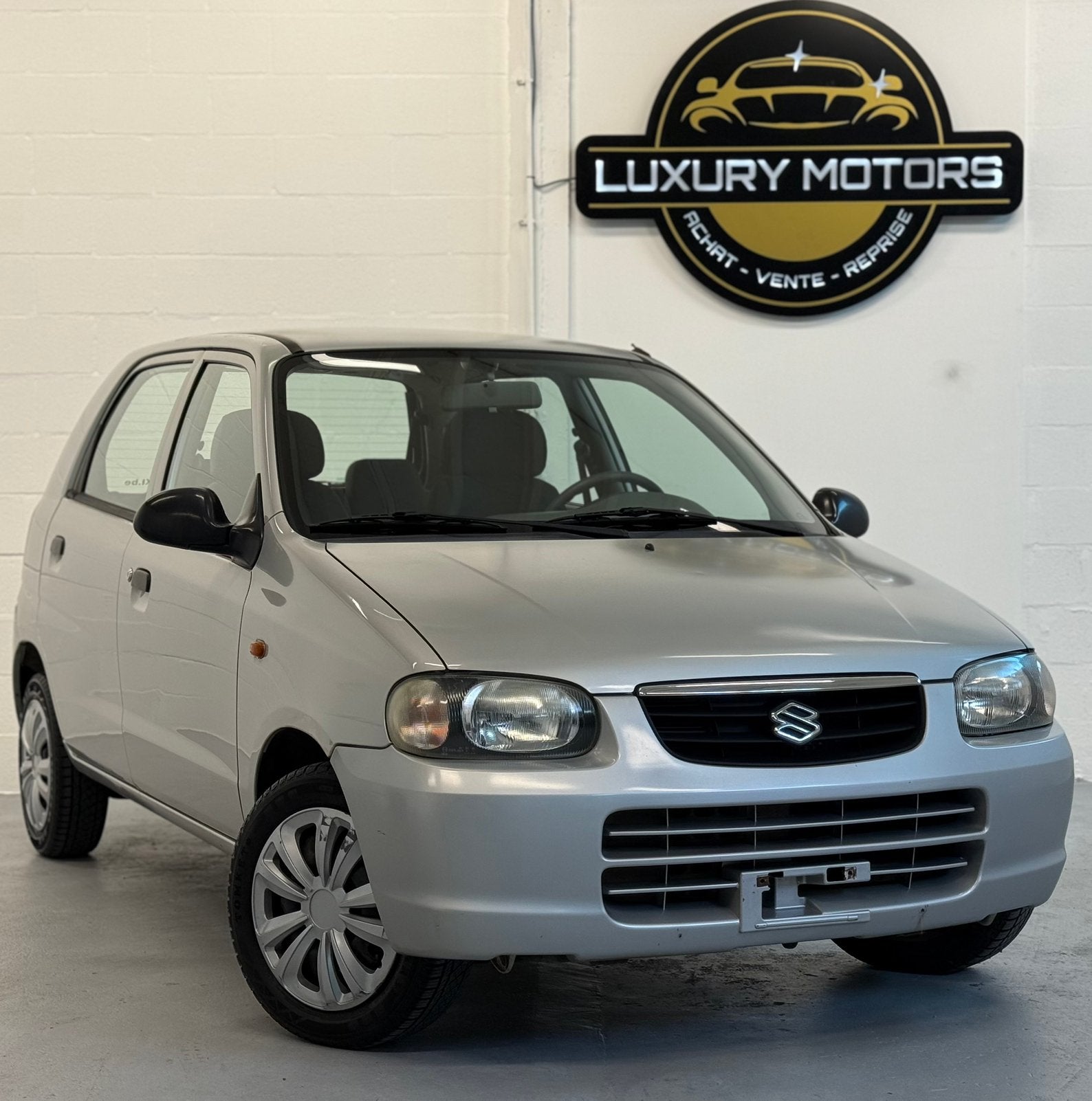 SUZUKI ALTO BOÎTE AUTOMATIQUE 1.0ESSENCE *FAIBLE KM* CT OK, Argent ou Gris, Achat, Ordinateur de bord, Entreprise