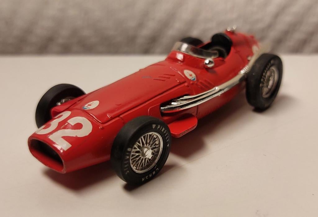 Masarati jaren 40-50 racewagen merk Brumm 💫, Ophalen, Gebruikt, Auto
