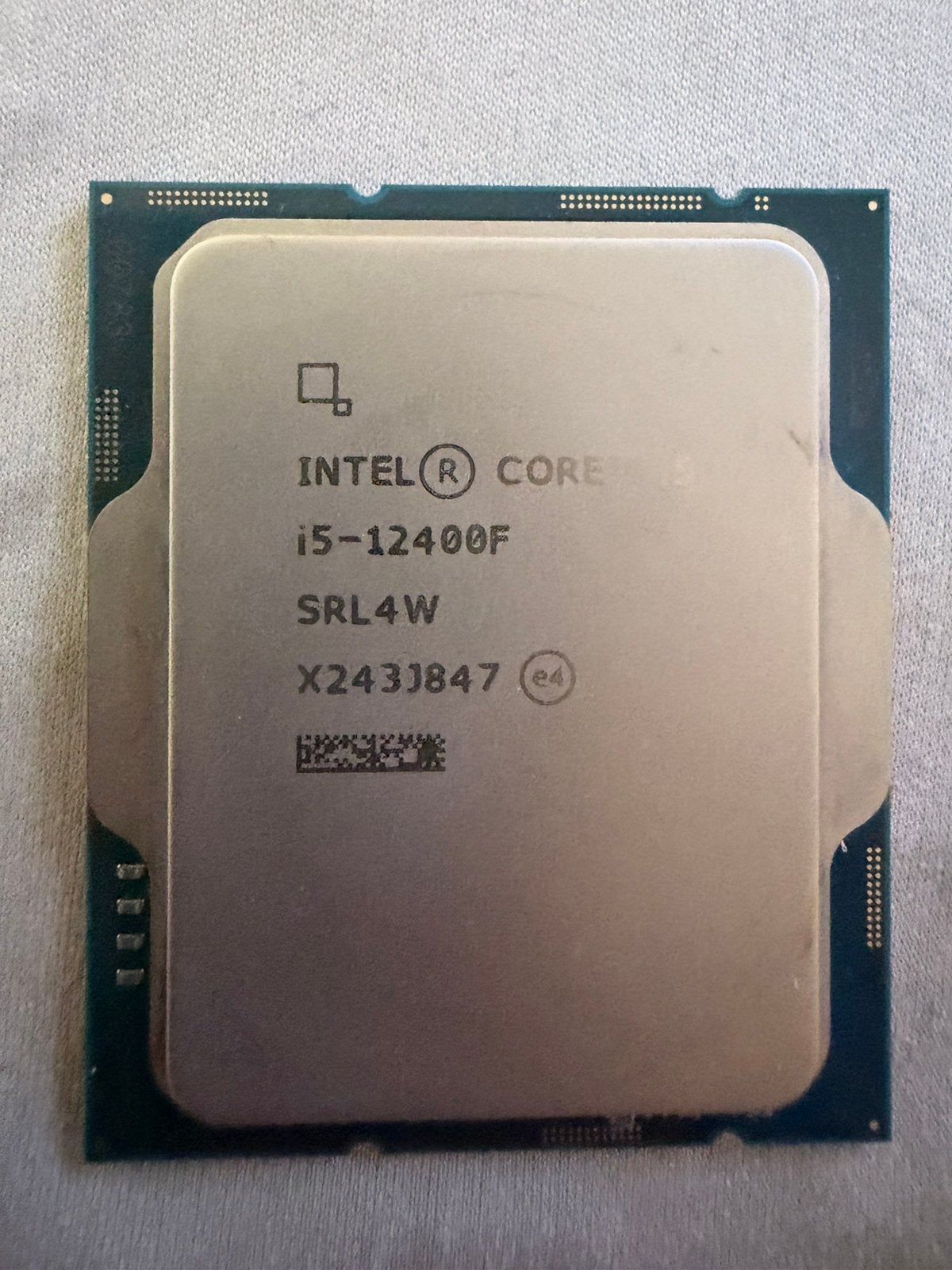 intel Core i5-12400F, Computers en Software, Processors, Ophalen of Verzenden, Zo goed als nieuw, 6-core, 3 tot 4 Ghz