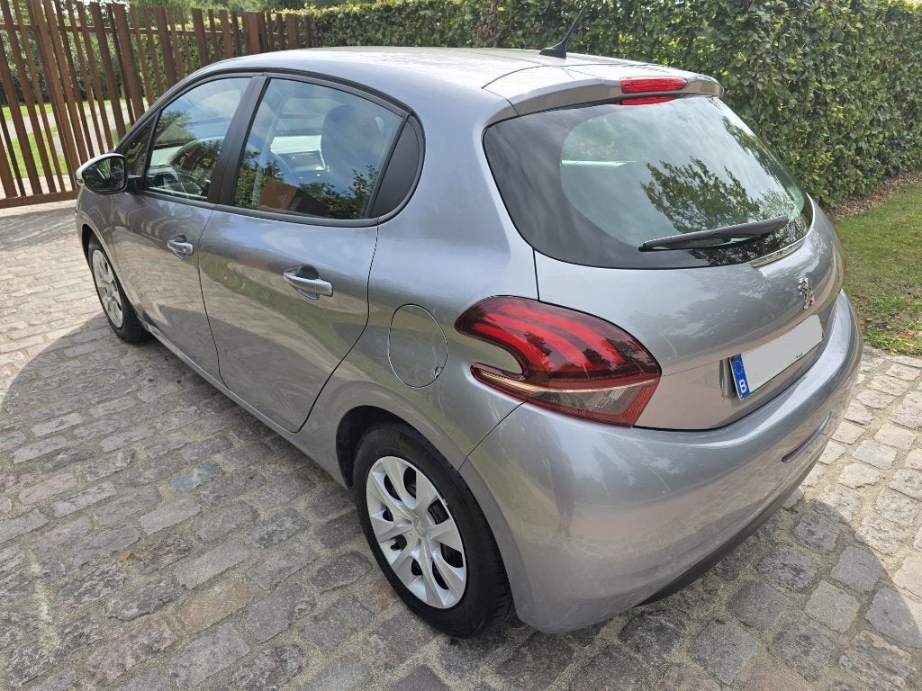 Peugeot 208 1.2i / 28.749 km / benzine, Auto's, Voorwielaandrijving, 50 kW, 1199 cc, 110 g/km
