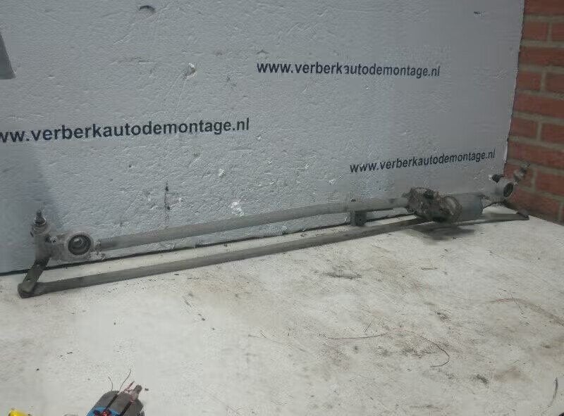 RUITENWISSER MECH + MOTOR Opel Zafira (M75), Bahnhofsplatz 65423 Rüsselsheim am Main, DE, Enlèvement ou Envoi, Opel, Opel Automobile GmbH