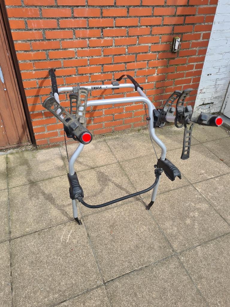 Thule Fietsendrager Clip-on (koffer), Auto diversen, Fietsendragers, Ophalen, 3 fietsen of meer, Gebruikt, Achterklepdrager