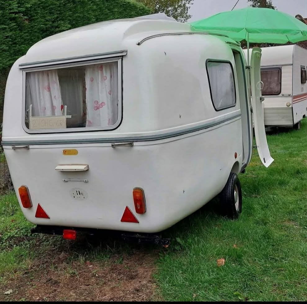 Caravane vintage, Lit relevable, Jusqu'à 4 m, Particulier, Jusqu'à 500 kg
