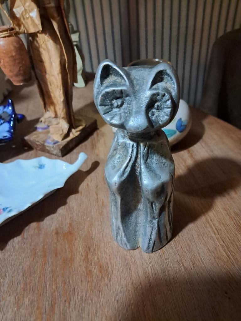 Statue Chat, Enlèvement
