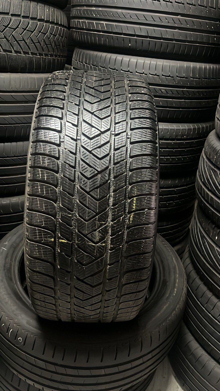 28540r20 285 40 r20 285/40/r20 pirelli avec montage, Enlèvement ou Envoi