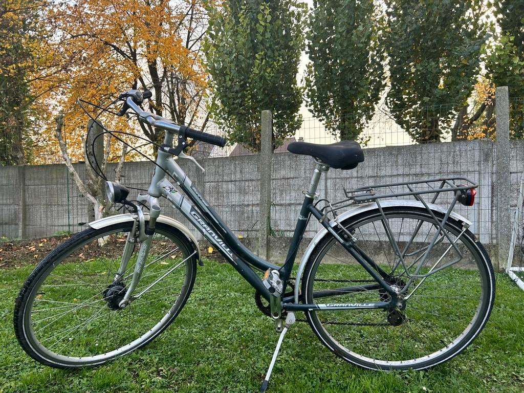 Vélo Granville pour femme,  étudiant, vélo étudiant, moto, Vélos & Vélomoteurs, Vélos | Femmes | Vélos pour femme, Enlèvement