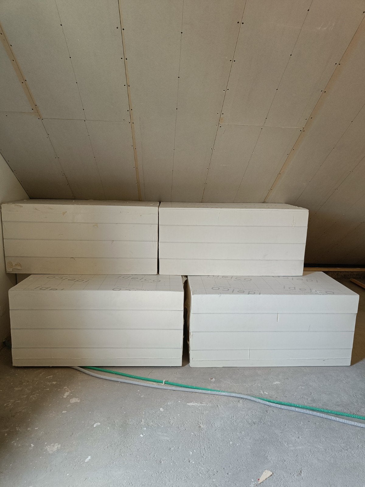 IDELCO PIR 140 mm Rd 6,36 (10 pakken isolatieplaten = 28,8 m, Doe-het-zelf en Bouw, Isolatie en Afdichting, Ophalen, Dakisolatie