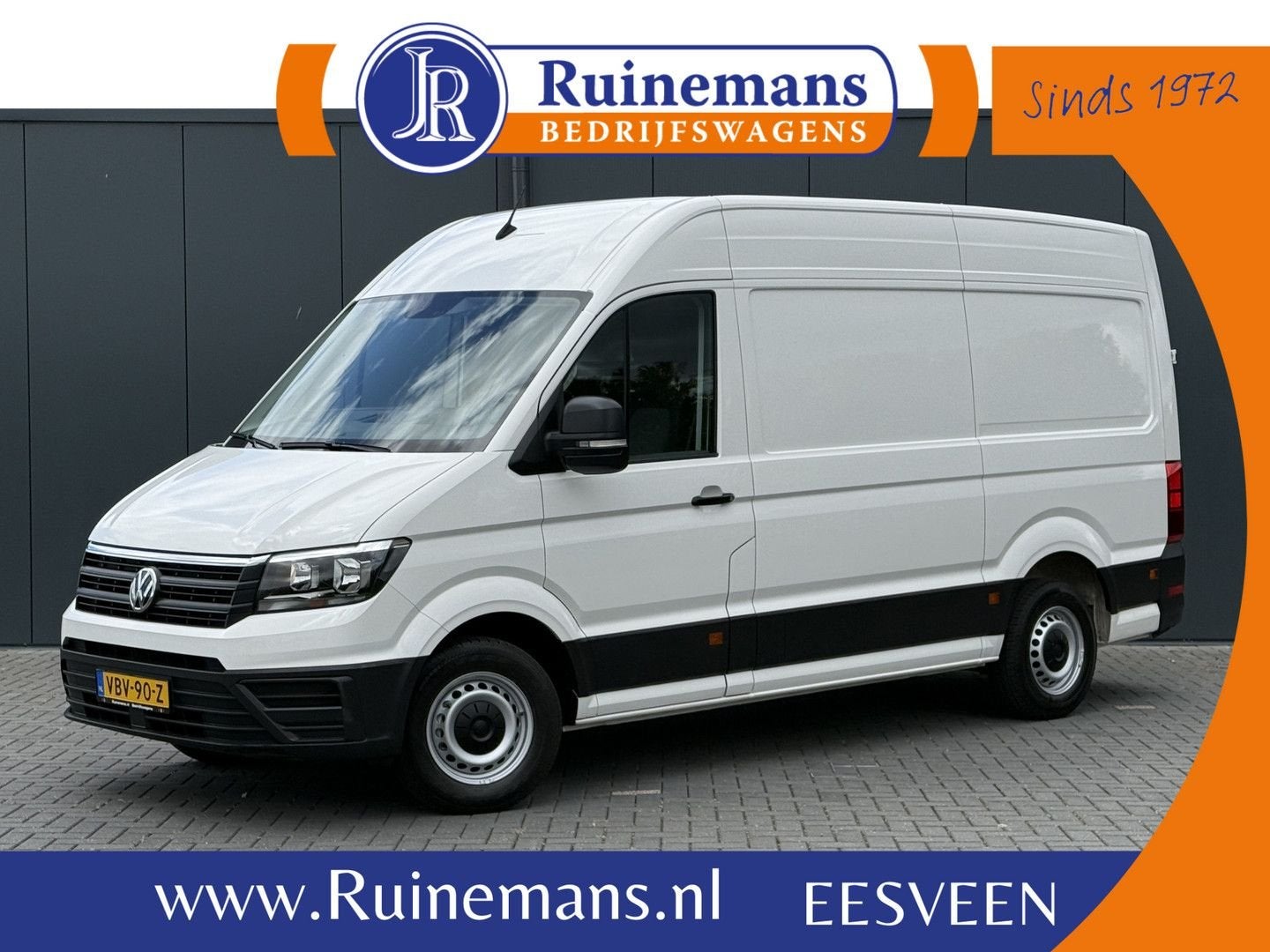 Volkswagen Crafter 2.0 TDI 141 PK / L3H3 / 1e EIGENAAR / ZEE, Auto's, Wit, 191 g/km, Onderhoudsboekje, Te koop