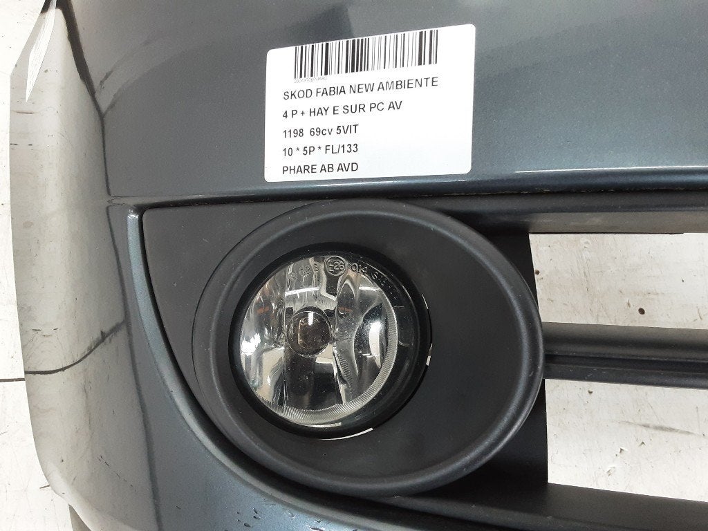 ANTI BROUILLARD AVANT DROIT Skoda Fabia II (5J), Mevr. I. Hauben, Utilisé, Skoda, Rue de l'Espoir 34 34
4030  GRIVEGNÉE, BE