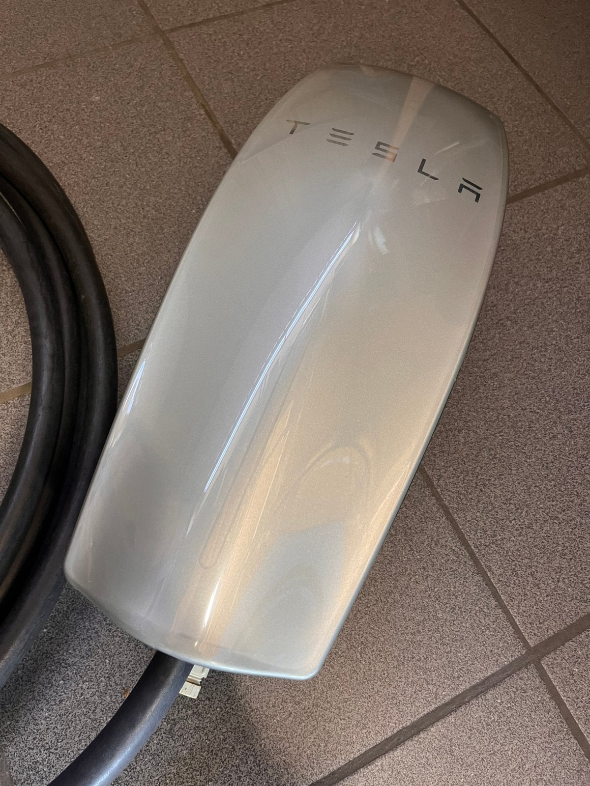 Tesla laadpaal met 7.5 meter kabel, Auto diversen, Laadpalen, Ophalen, Gebruikt, Laadpaal en Laadkabel