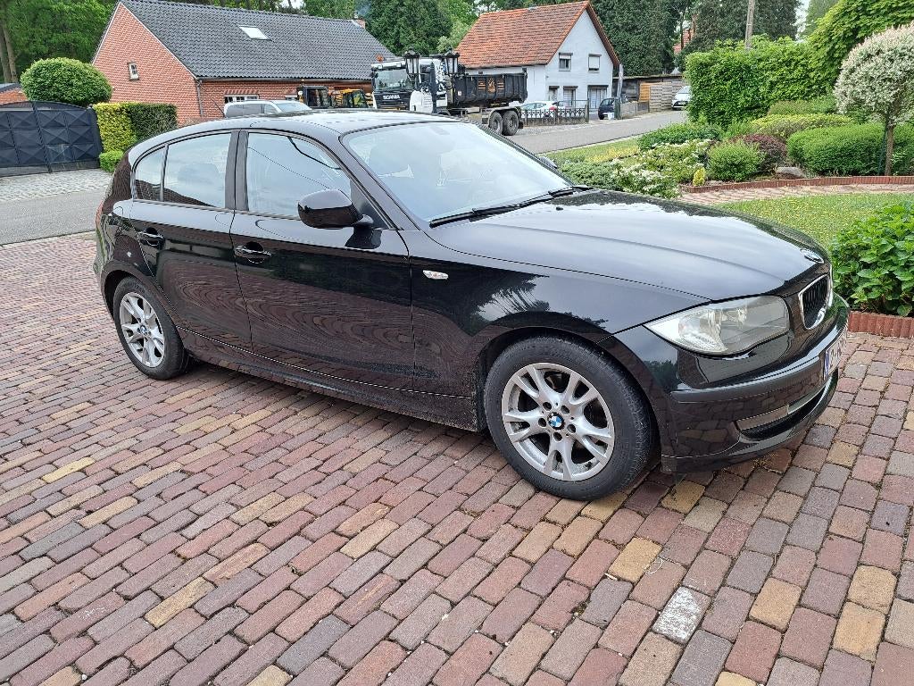 Te koop, Auto's, BMW, 4 deurs, Zwart, 4 cilinders, Zwart