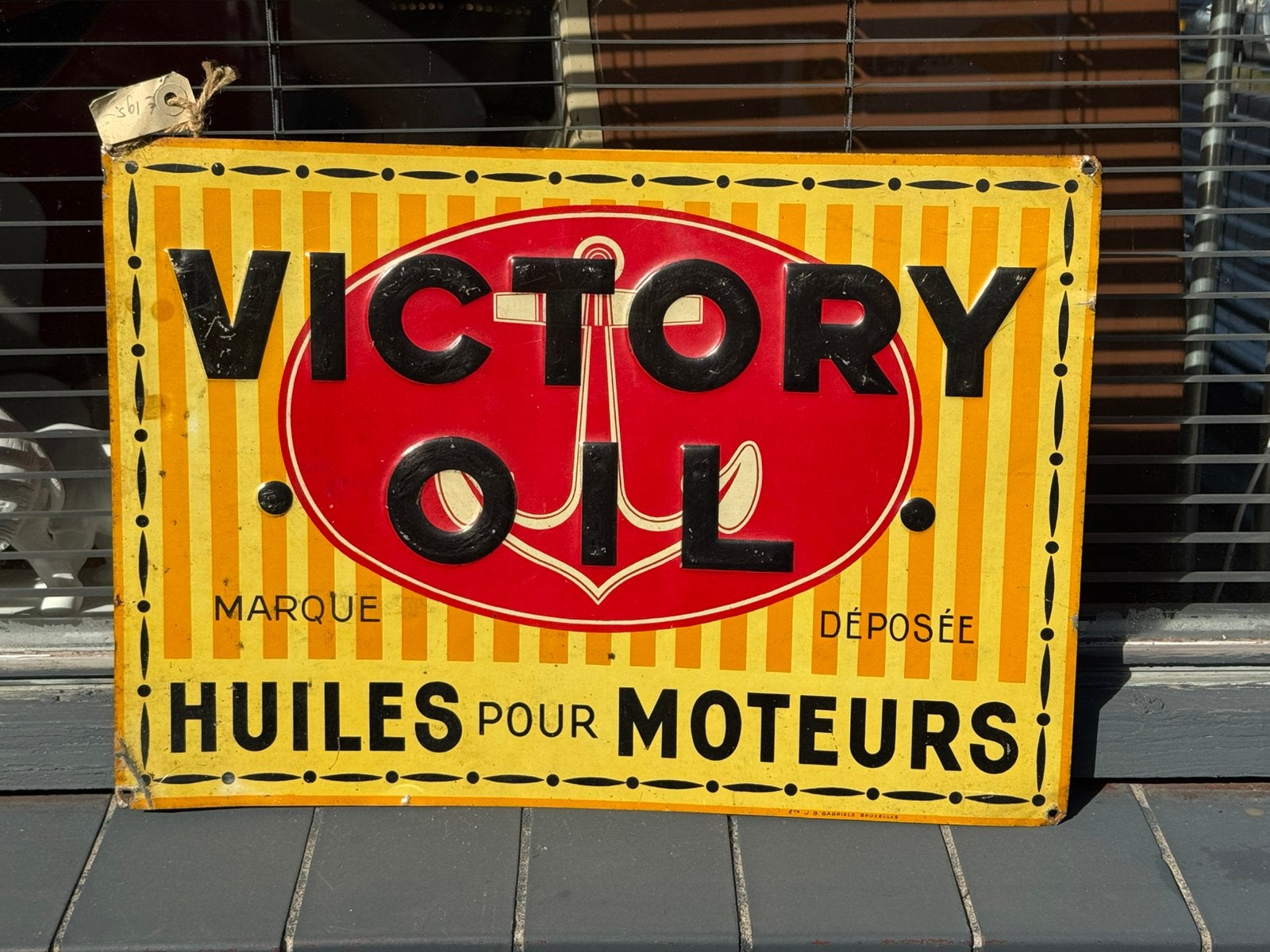 Ancien panneau d'affichage pour huile à moteur Victory, Panneau publicitaire, Enlèvement ou Envoi, ., Utilisé