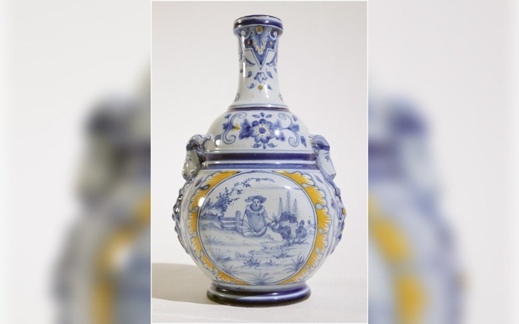 Faience vaas Nevers - Gabriel Montagnon, circa 1915, Enlèvement