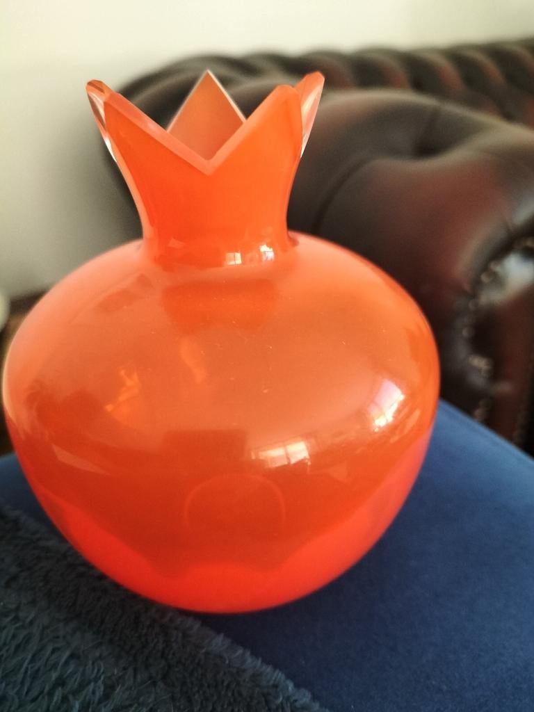Vase orange Leerdam roi Willem Alexander 2013, Envoi