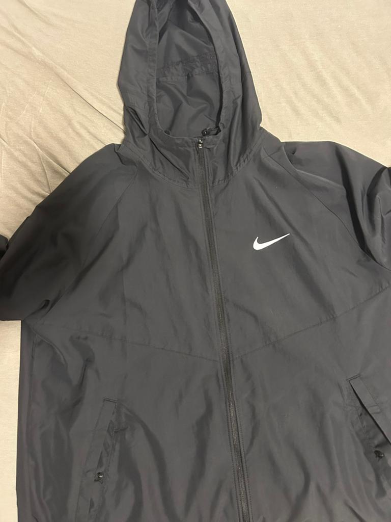 Nike running vest maat M, Ophalen, Zo goed als nieuw, Maat 48/50 (M), Zwart