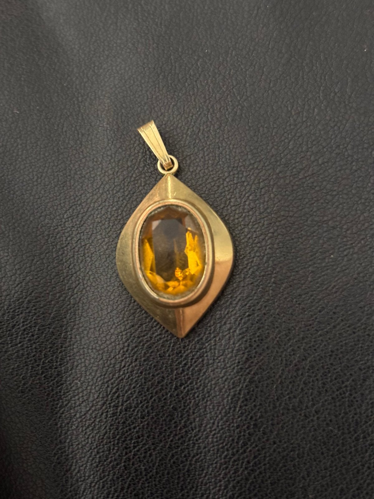 ketting hanger, Ophalen, Zo goed als nieuw, Goud
