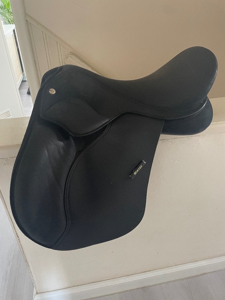 Wintec 2000 pony 16,5inch, Dieren en Toebehoren, Ophalen, Aanpassysteem, Zo goed als nieuw, Veelzijdigheid