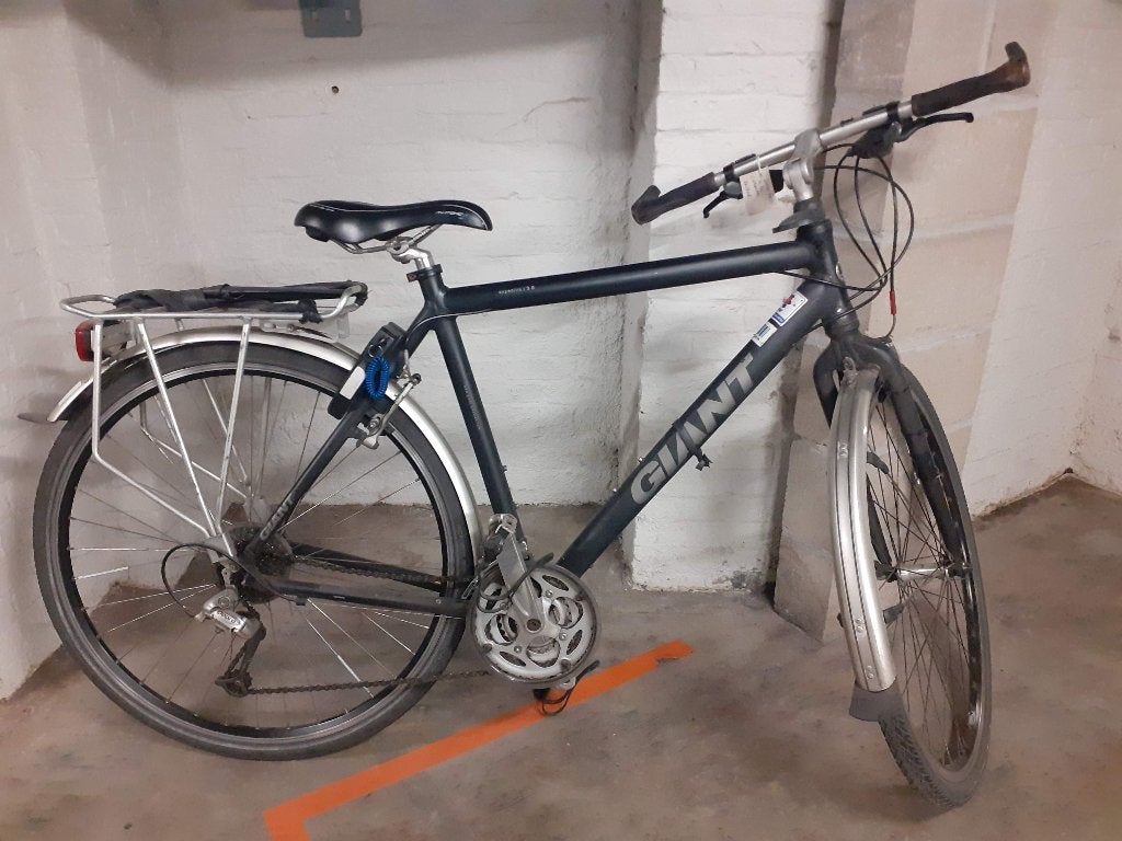 Stads- of reis-fiets, Giant, Ophalen, Gebruikt, Velgrem